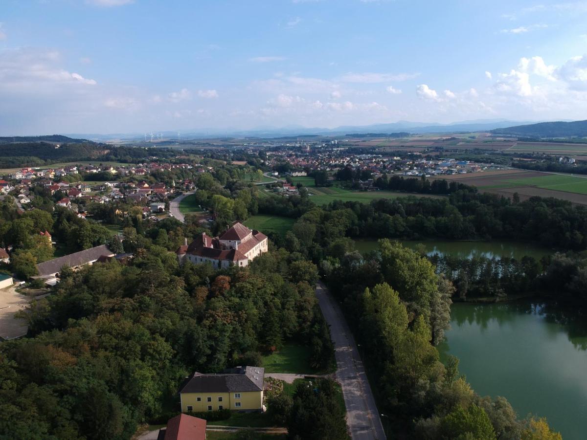 Вилла Ferienhaeuschen Gruber Loosdorf Экстерьер фото